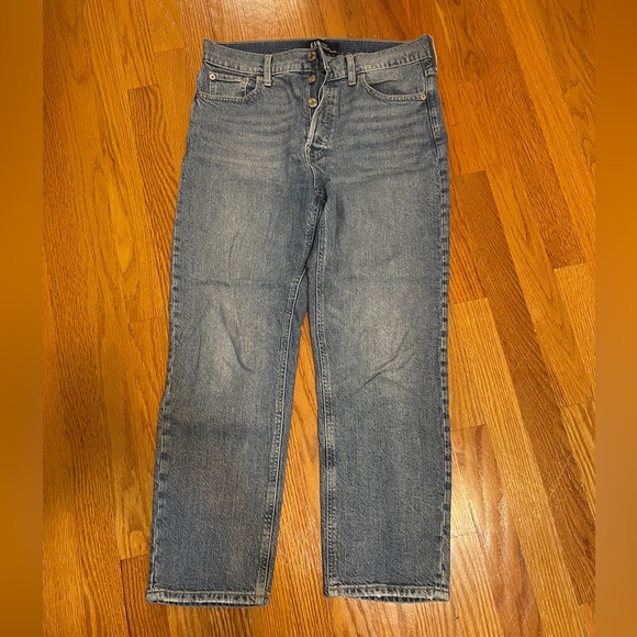 Gap High Rise Cheeky Straight Fit Jeans - Picture 9 of 10